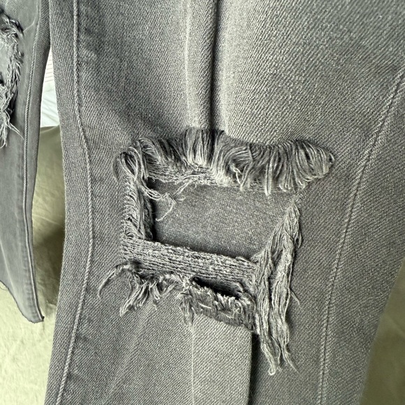 NWOT L’Agence Audrina Mid High Waist Jeans Ripped Knee Straight Leg Black Grey - Picture 5 of 7